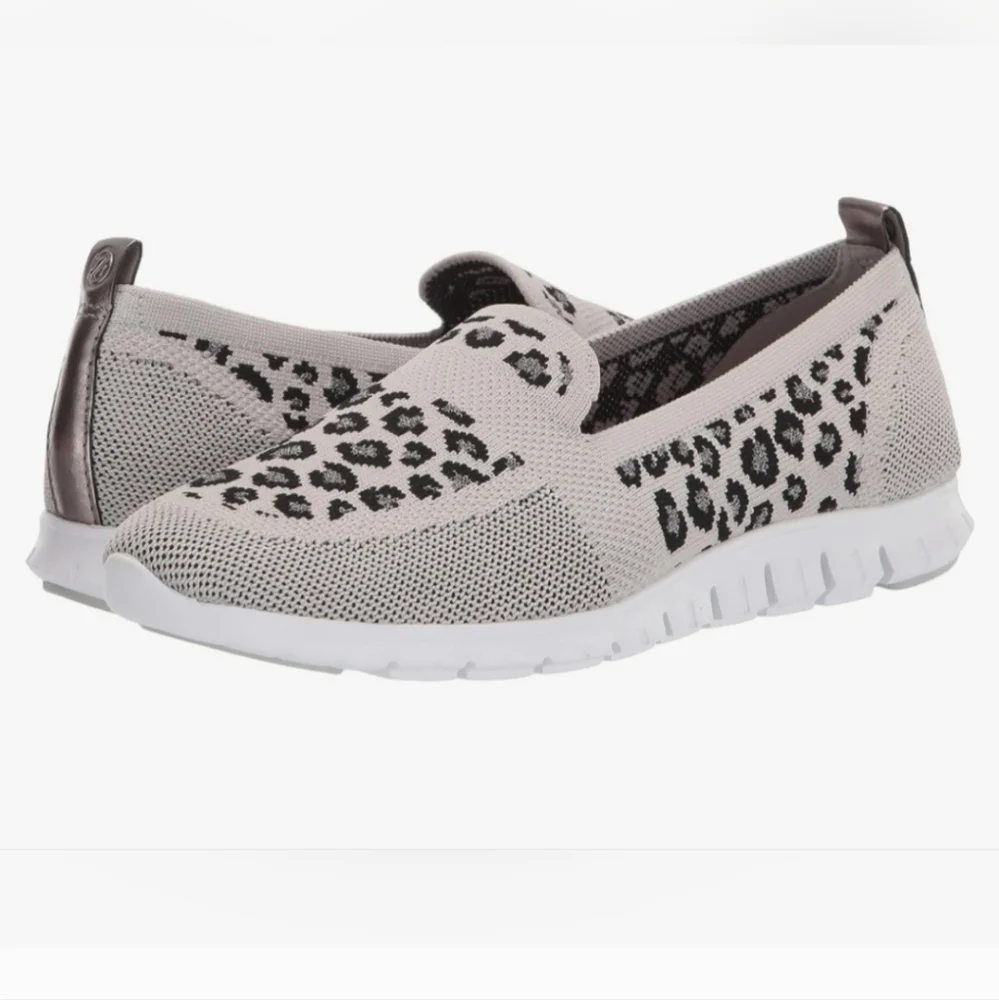 COLE HAAN Women's 7.5 M Zerogrand Slip on Loafer Moccasin in gray leo print